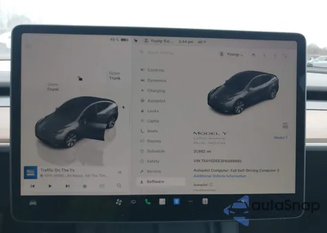 2023 Tesla Model Y Awd/Long Range Dual Motor All-Wheel Drive из США, поврежденный, VIN 7SAYGDEE3PA089990